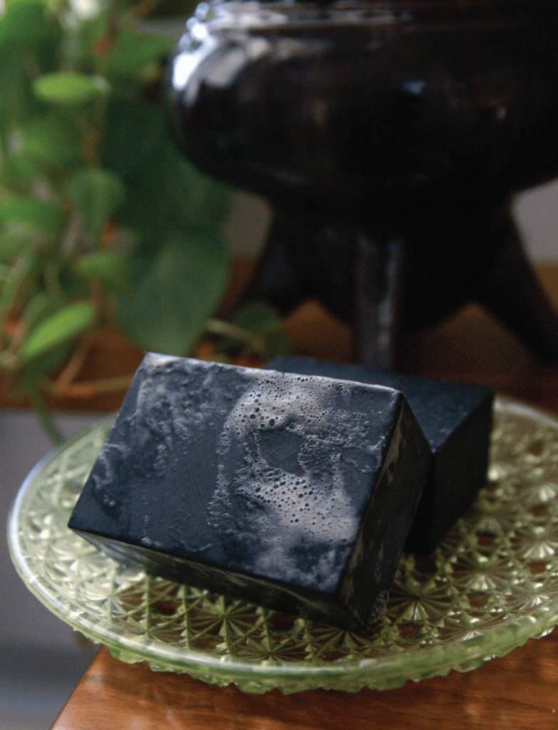 Activated Charcoal Soap made with natural ingredients / skin detox / charcoal for skin